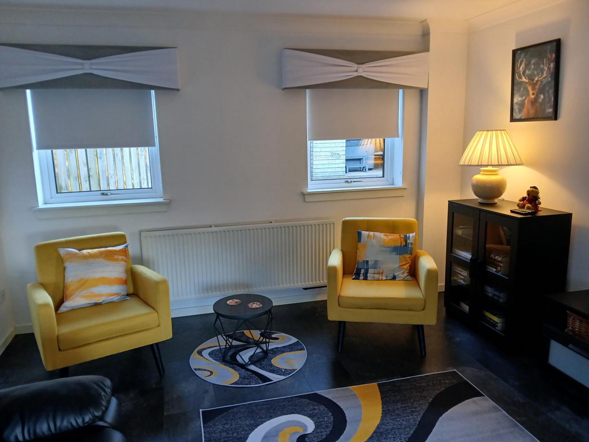 The Cottage - Hot Tub - Nr Glasgow - Self Check-In Coatbridge Buitenkant foto